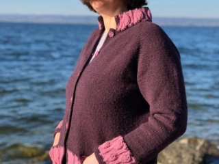 Cardigan Brigitta (side)